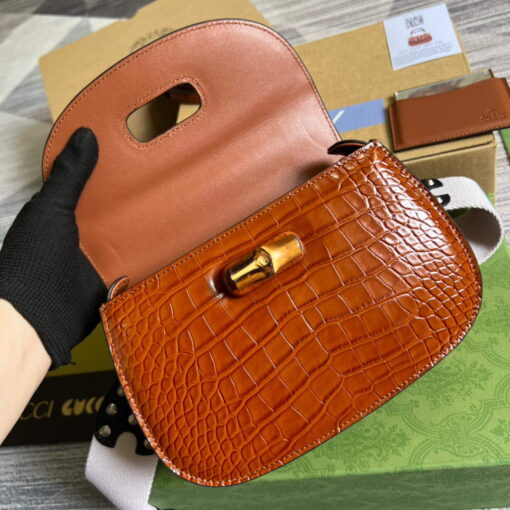 Replica Gucci 675797 Gucci Bamboo 1947 small top handle bag Brown 7