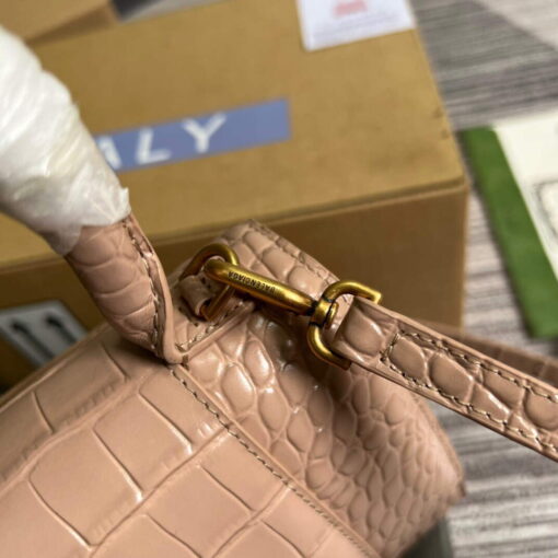 Replica Gucci 681697 The Hacker Project Small Hourglass Crocodile Bag Pink 5