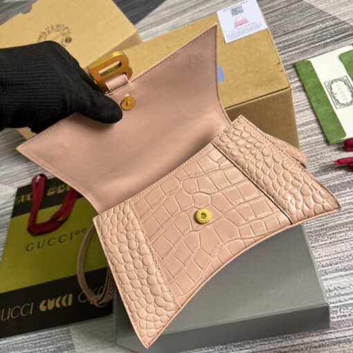 Replica Gucci 681697 The Hacker Project Small Hourglass Crocodile Bag Pink 7