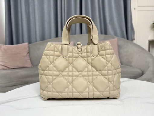 Replica Dior M2821 Medium Dior Toujours Bag Beige Macrocannage Calfskin 2