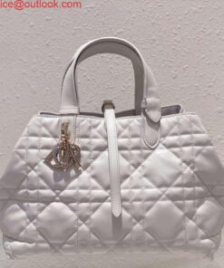 Replica Dior M2821 Medium Dior Toujours Bag White Macrocannage Calfskin 2