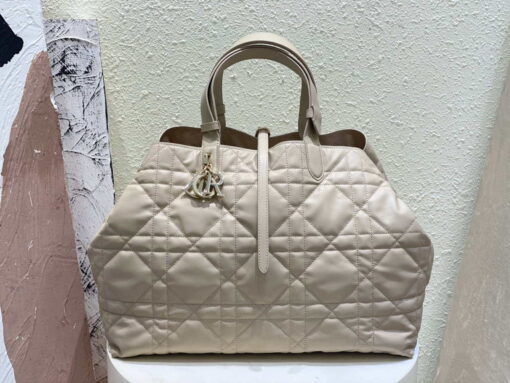 Replica Dior M2820 Large Dior Toujours Bag Beige Macrocannage Calfskin 2