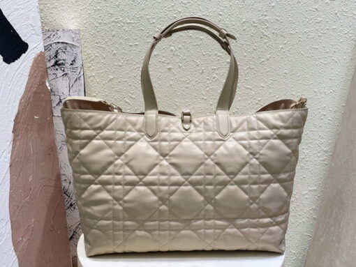 Replica Dior M2820 Large Dior Toujours Bag Beige Macrocannage Calfskin 4