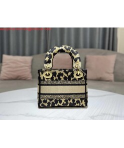 Replica Dior M0500 MINI Lady D-LITE Bag Beige Multicolor Mizza Embroidery 2