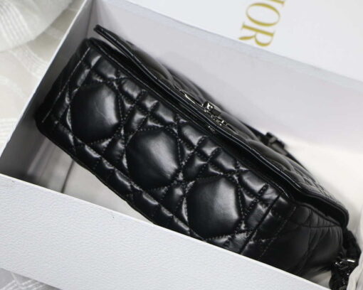 Replica Dior M9242 Medium Quilted Macrocannage Calfskin Black 6