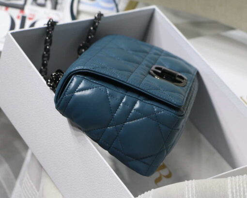 Replica Dior M9242 Medium Quilted Macrocannage Calfskin Lake Blue 5