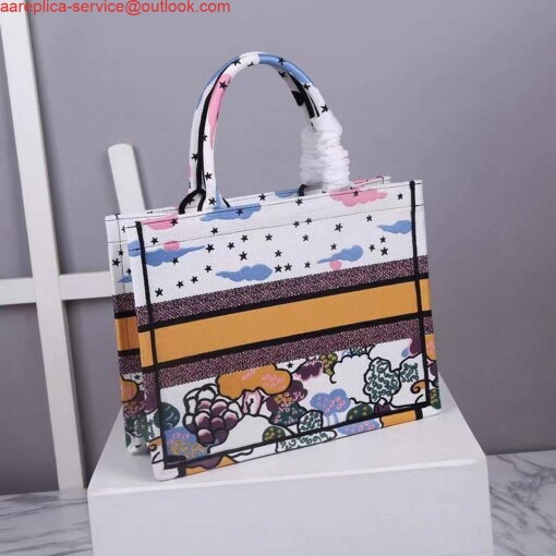 Replica Dior Medium Book Tote Latte Dior Ciel de Rêve Embroidery M1296