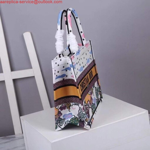 Replica Dior Medium Book Tote Latte Dior Ciel de Rêve Embroidery M1296 4