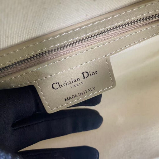 Replica Dior M6202 Medium Vibe Zip Bowling Bag Apricot 8