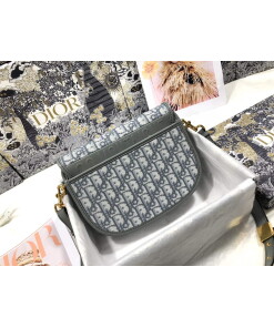 Replica Dior M9317 Dior Bobby Medium Crossbody Bag Oblique Jacquard Light Green