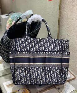 Replica Dior M1279 Catherine Tote Bag Dior Oblique Embroidery Navy Blue 2