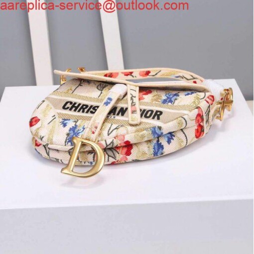 Replica Dior M0446 Dior Multicolor Flowers Embroidery Saddle Bag 3