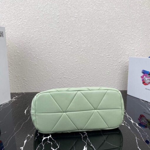 Replica Prada Small Prada Galleria Saffiano Leather bag 1BA863 Green 4