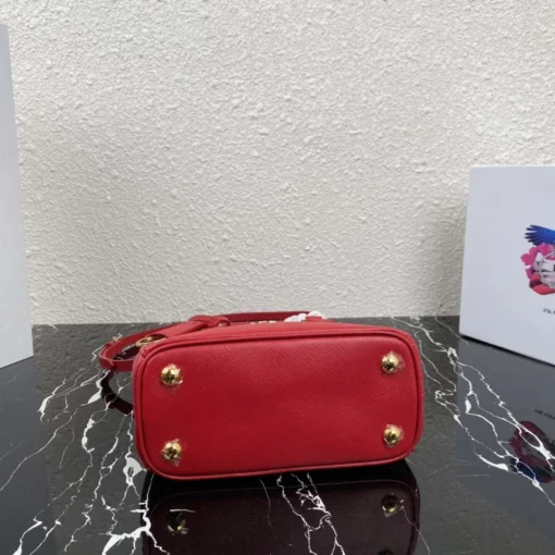 Replica Prada 1BA906 Prada Galleria Saffiano leather mini-bag Red 4