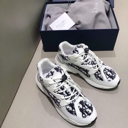 Replica Dior Men’s Women‘s D-CONNECT Sneaker Dior Printed Technical Fabric KCK302 Navy Blue and White 2