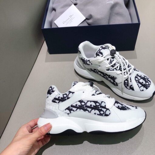 Replica Dior Men’s Women‘s D-CONNECT Sneaker Dior Printed Technical Fabric KCK302 Navy Blue and White 4