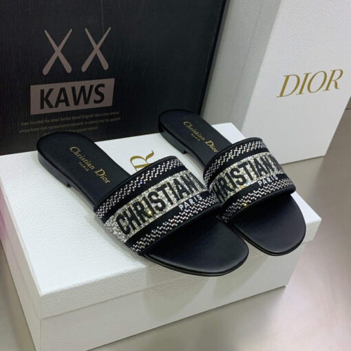 Replica Dior Women’s Shoes Dway Slide Diamond Embroidered KCQ166ERC Black 2