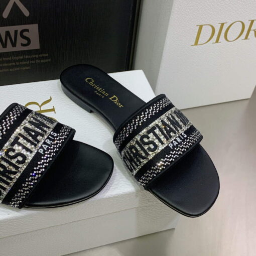 Replica Dior Women’s Shoes Dway Slide Diamond Embroidered KCQ166ERC Black 3