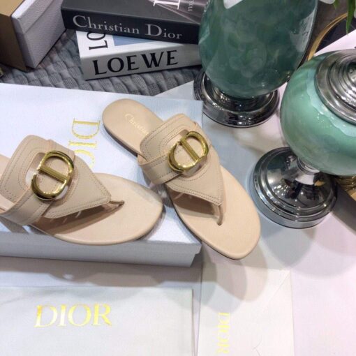 Replica Dior KCQ386 Diro 30 Montaigne Flat Thong Sandals Calfskin Apricot 4