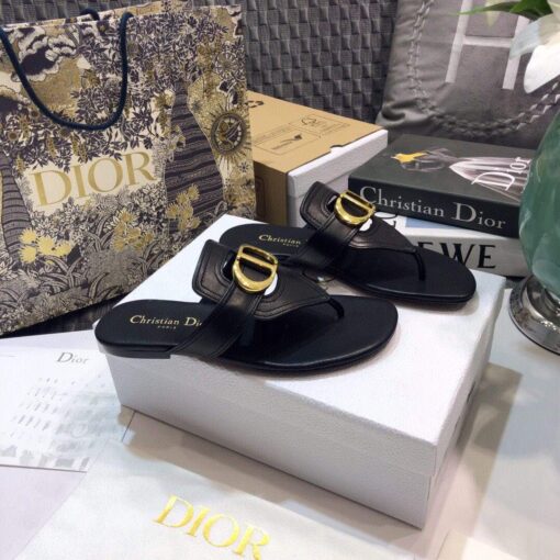 Replica Dior KCQ386 Dior 30 Montaigne Flat Thong Sandals Black Calfskin 5