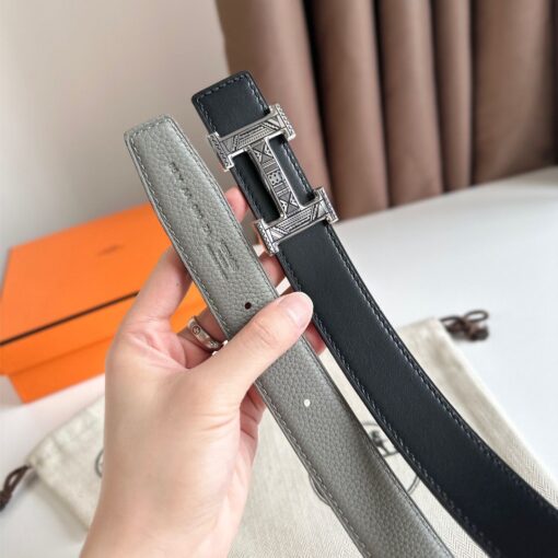 Replica Hermes H Touareg Reversible Belt 32MM in Grey Clemence Leather 4