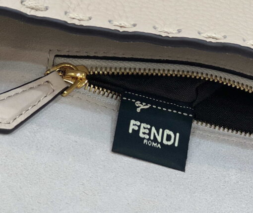 Replica Fendi 8BR600 Baguette White full grain leather bag 8393 7