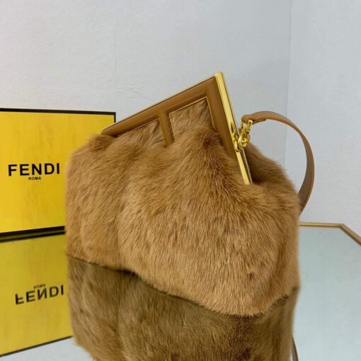 Replica Fendi 8BP127 Fendi First Medium Fox fur Brown Bag 3