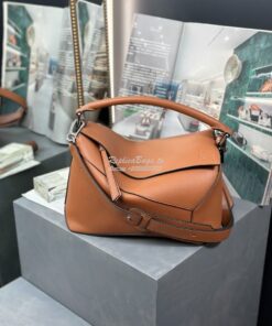 Replica Loewe Medium Puzzle Bag In Classic Calfskin A510P49 Tan