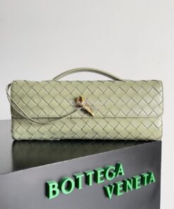 Replica Bottega Veneta BV Long Clutch Andiamo With Handle Intrecciato