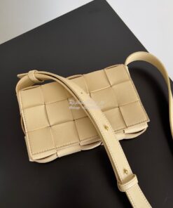 Replica Bottega Veneta BV Small Cassette Intreccio lambskin Crossbody 2