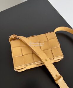 Replica Bottega Veneta BV Small Cassette Intreccio lambskin Crossbody 2