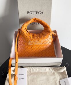 Replica Bottega Veneta BV Mini Hop Crossbody Bag Intrecciato Calfskin