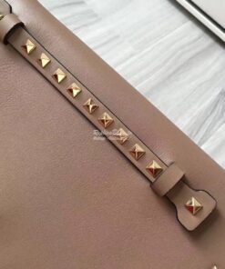 Replica Valentino Garavani Rockstud Flap Wristlet Clutch Bag Beige