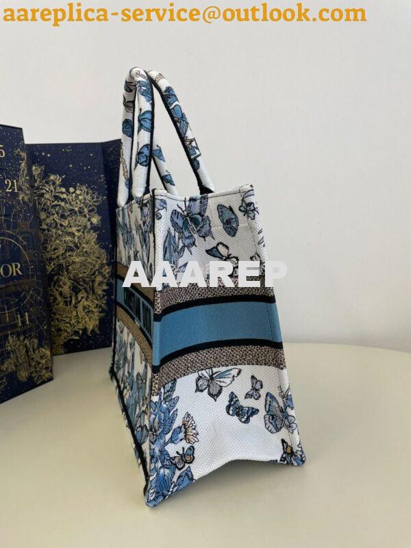 Replica Dior Book Tote bag in White and Pastel Midnight Blue Toile de 3