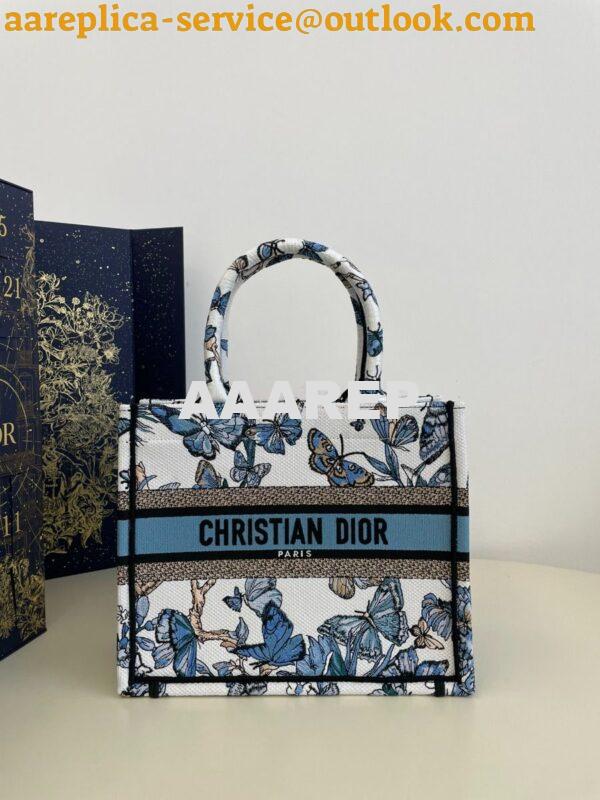 Replica Dior Book Tote bag in White and Pastel Midnight Blue Toile de 12