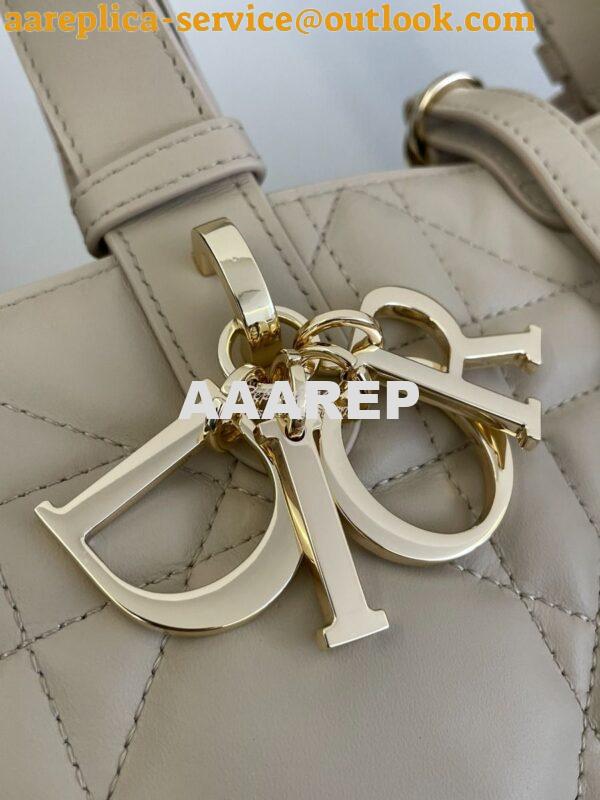 Replica Dior Large Toujours Bag in Macrocannage Calfskin M2820O Powder 3