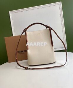 Replica Burberry Small Two-tone Leather Peggy Bucket Bag 80229491 Chal 2