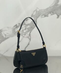 Replica Prada Re-Edition 2002 Re-Nylon and brushed leather shoulder ba 2