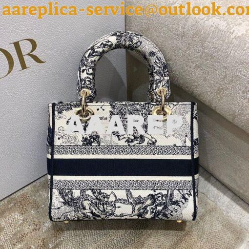 Replica Dior Medium Lady D-Lite Bag Latte Toile de Jouy Zodiac Embroid 6