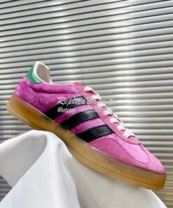 Replica adidas x Gucci Men Female Gazelle sneaker 707847 2