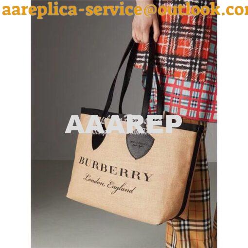 Replica Burberry The Medium Giant Tote in Graphic Print Jute 40725021 9