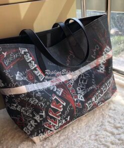 Replica Burberry The Medium Reversible Doodle Tote Black 2