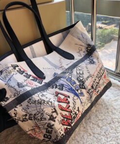 Replica Burberry The Medium Reversible Doodle Tote White Black 2