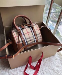 Replica Burberry The Small Alchester In Horseferry bowling bag brown