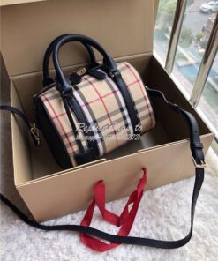 Replica Burberry The Small Alchester In Horseferry bowling bag black