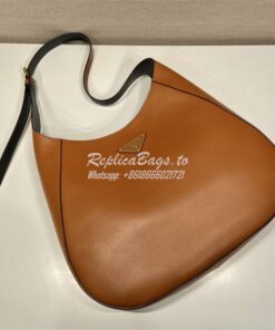 Replica Prada Large brown leather shoulder bag with topstitching 1BC18 2