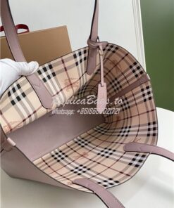 Replica Burberry The Small Reversible Tote in Haymarket Check and Leat 2