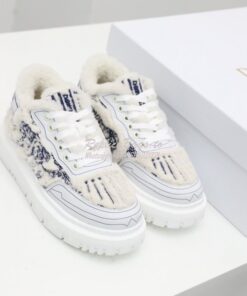 Replica Dior Addict Sneaker Blue Toile de Jouy Embroidered Natural She