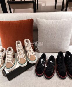 Replica  Gucci Tennis 1977 Sneaker with Shearling 606110 Beige