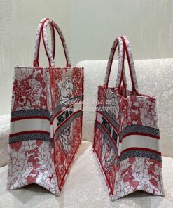 Replica Dior Book Tote bag in Red and White D-Royaume d'Amour Embroide 2